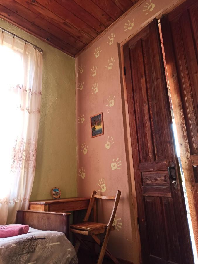 Cozy House Hotel Zugdidi ภายนอก รูปภาพ