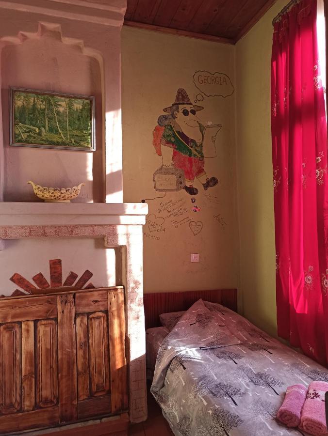 Cozy House Hotel Zugdidi ภายนอก รูปภาพ